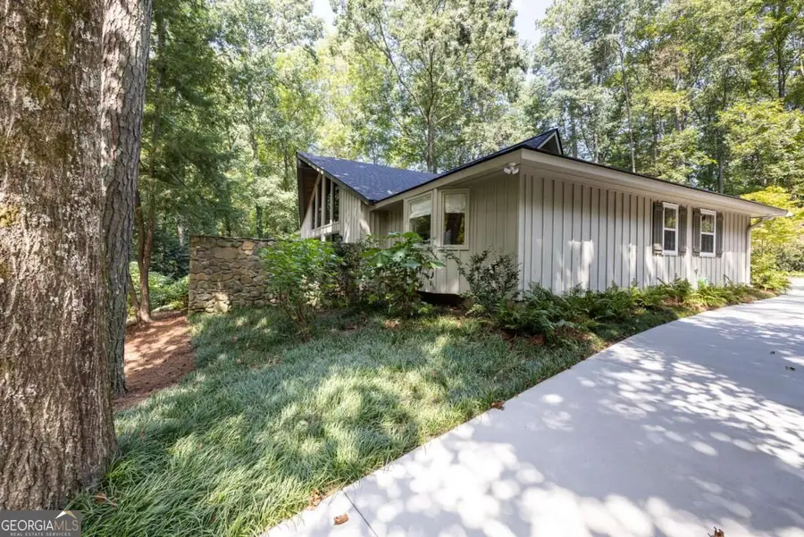 945 River Overlook Court, Sandy Springs, GA 30328 - #2