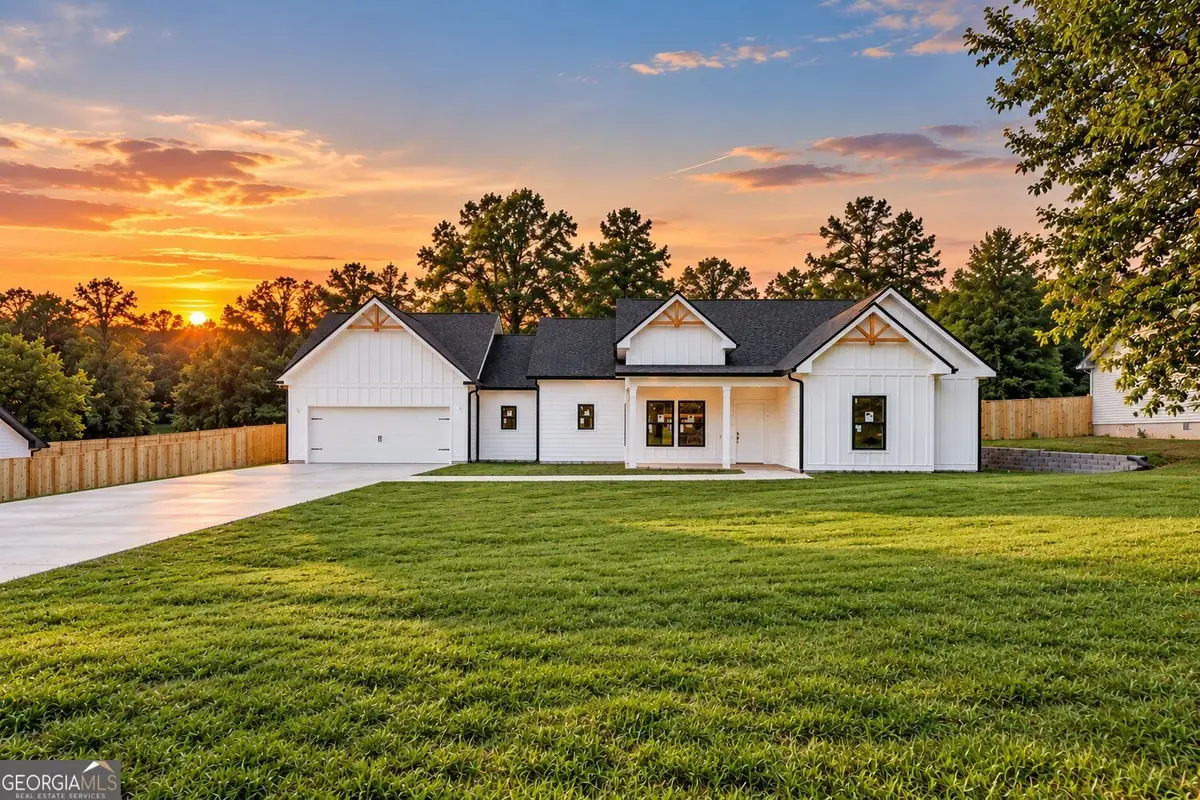 1362 Waverly Way, Monroe, GA 30656 - #1