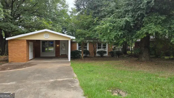 109 Meadowcliff Circle, Warner Robins, GA 31093