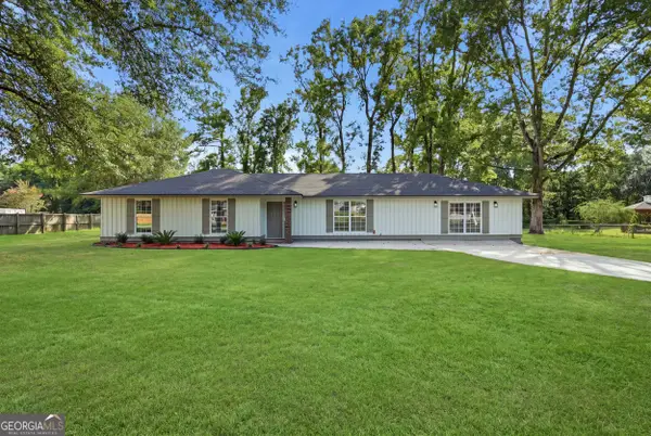 131 Bea Road, Richmond Hill, GA 31324
