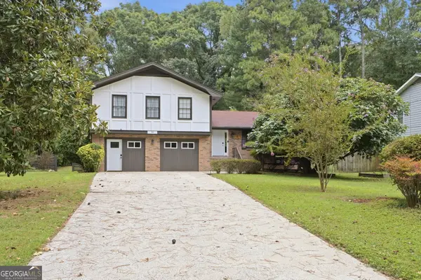 792 Mountainbrooke Circle, Stone Mountain, GA 30087