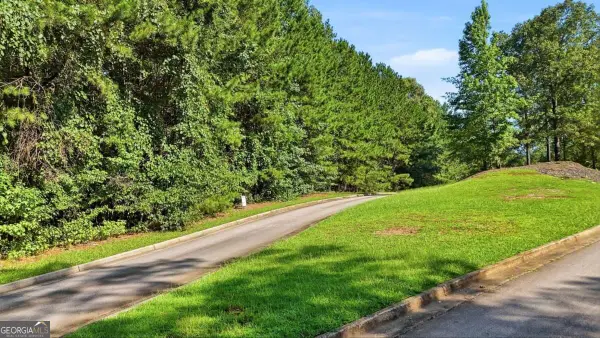 2212 Escalade Court, Conyers, GA 30094