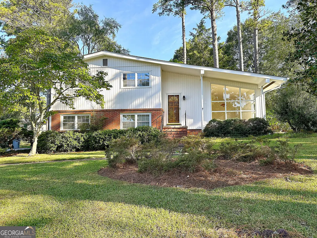 136 S Chilton Crescent, Lagrange, GA 30240 - #1