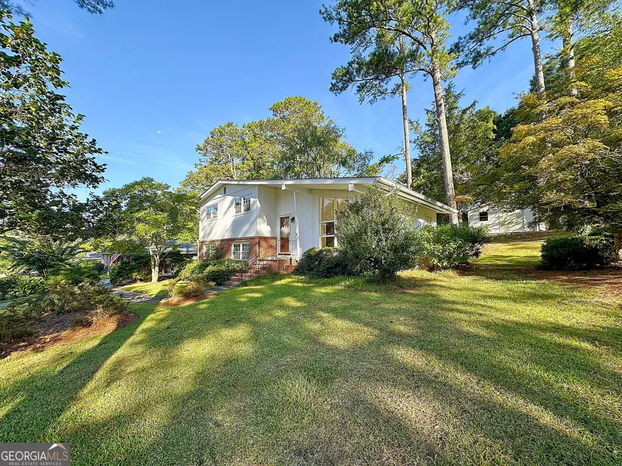 136 S Chilton Crescent, Lagrange, GA 30240 - #3