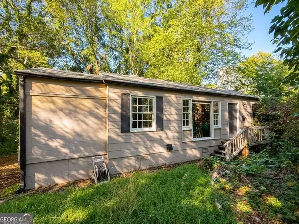 2133 Woodberry Avenue, East Point, GA 30344