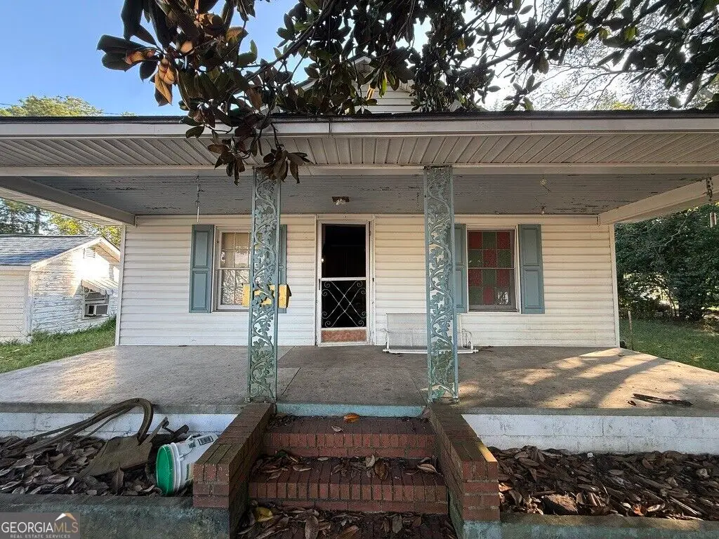 253 Commerce Street, Hawkinsville, GA 31036 - #1