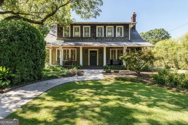 1071 Green Street Circle, Gainesville, GA 30501