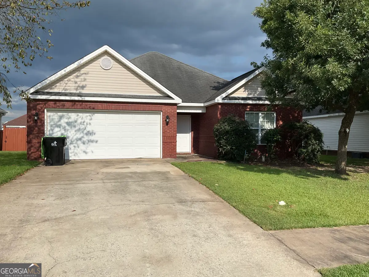 305 Manchester Lane, Byron, GA 31008 - #1