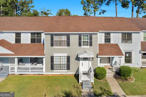 912 Pineland Avenue #APT 4, Hinesville, GA 31313
