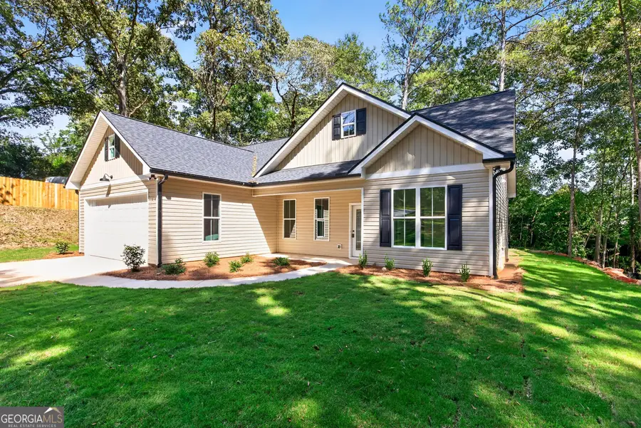 104 Harris Street, Griffin, GA 30223 - #3