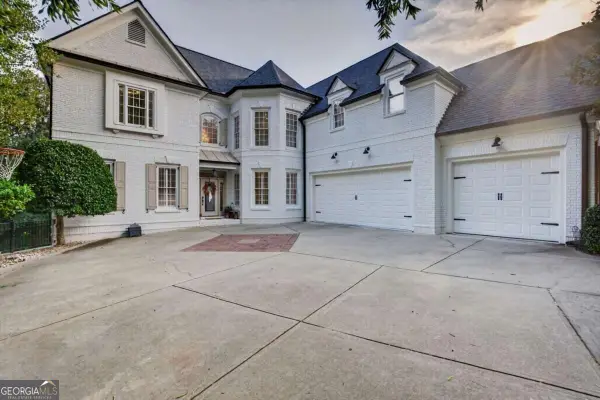 506 Champions Point, Johns Creek, GA 30097