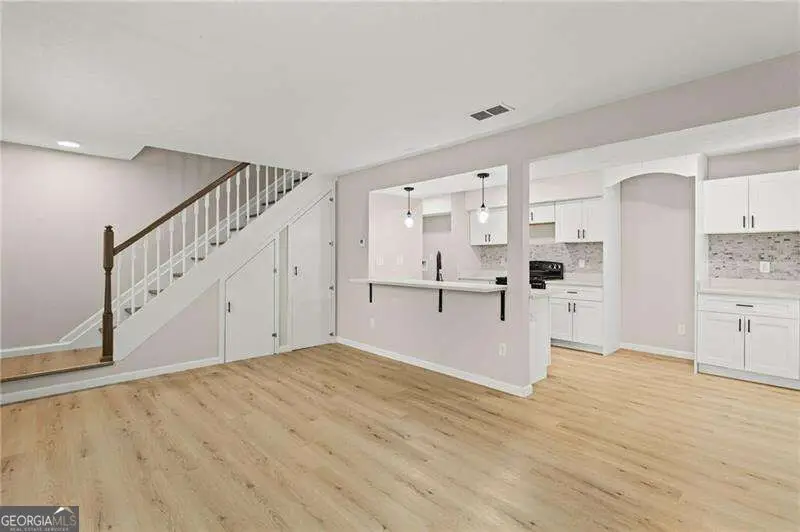 1321 Surrey Lane Sw, Marietta, GA 30008 - #3