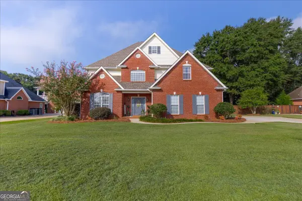 211 White Columns Drive, Kathleen, GA 31047