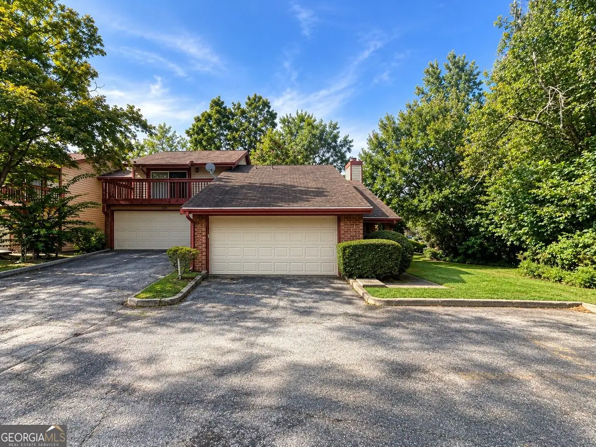 1086 Village Road, Stone Mountain, GA 30088 - #1