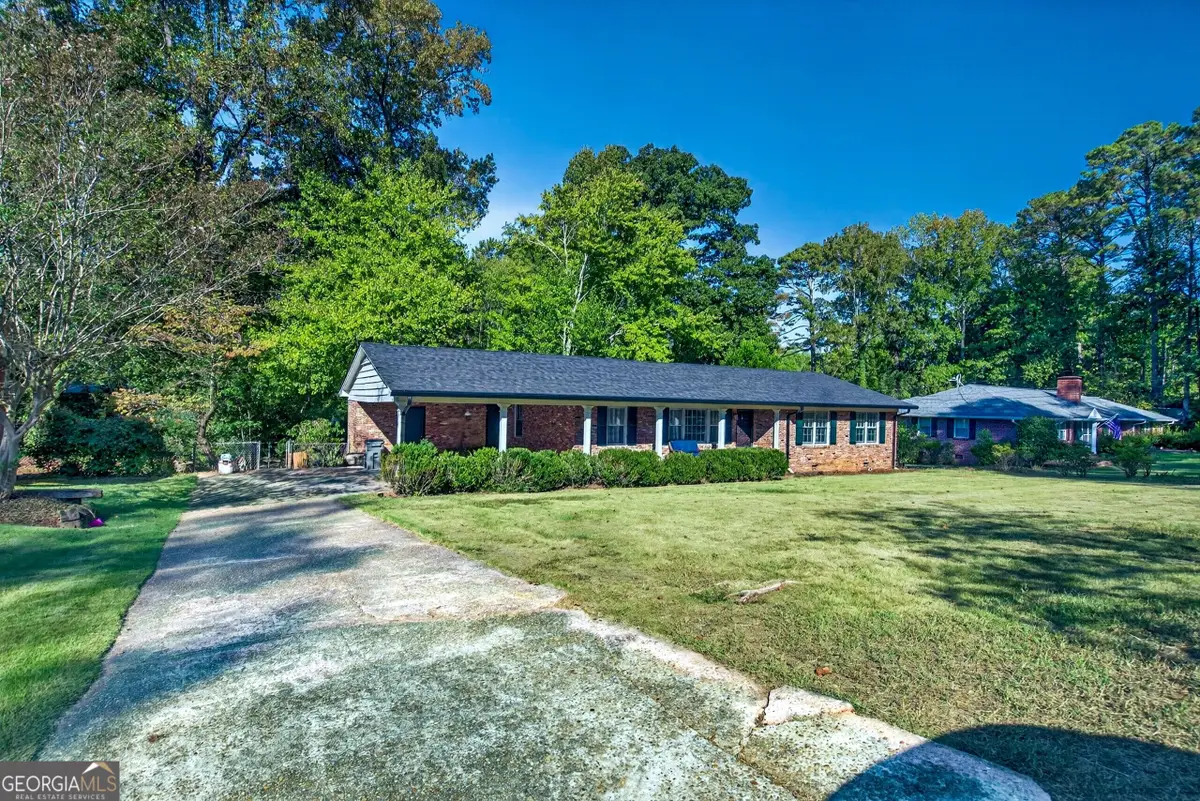 219 Westwood Drive, Lagrange, GA 30240 - #1