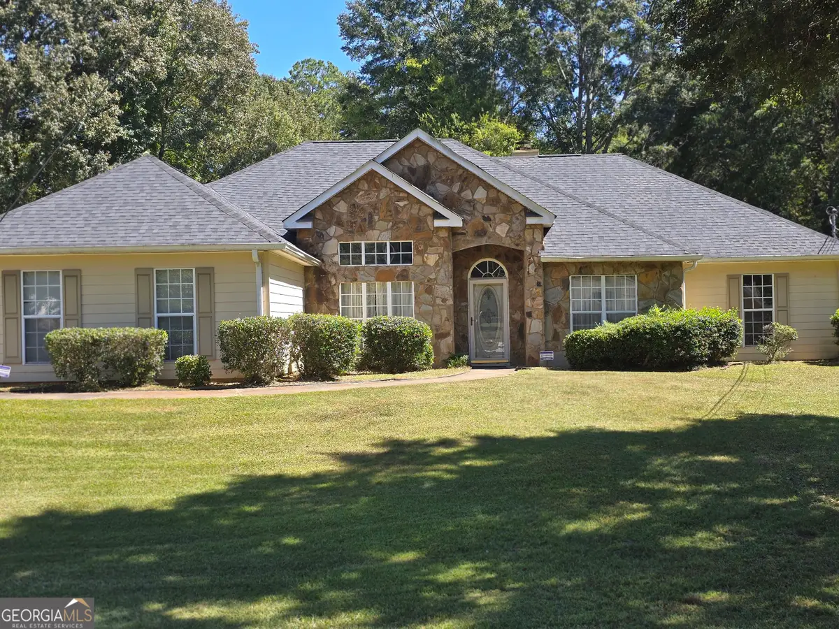 2604 18th Place, Valley, AL 36854 - #1