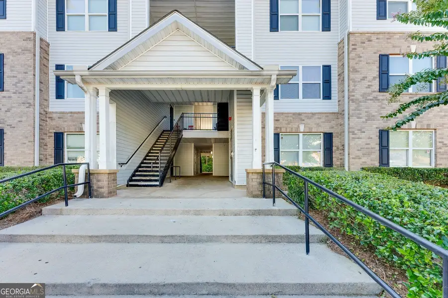 10202 Fairington Ridge Circle, Lithonia, GA 30038 - #3