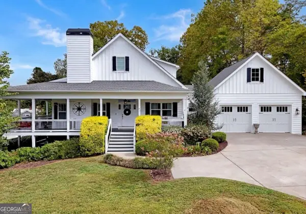 41 Hall Street, Blue Ridge, GA 30513