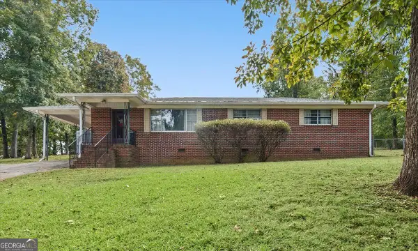 40 Summit Drive Se, Lindale, GA 30147