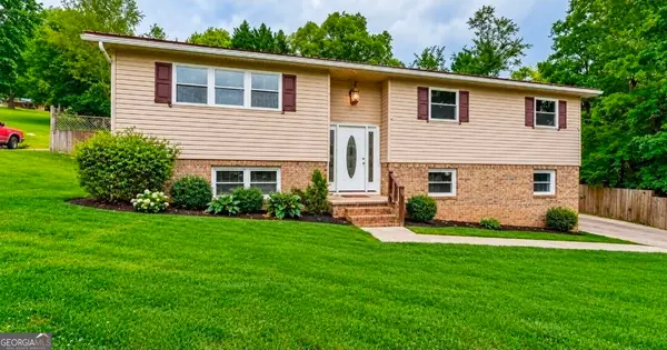 72 Gregory Lane, Lafayette, GA 30728