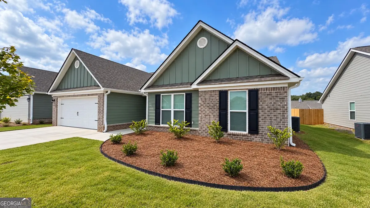 131 Lake Meadows Drive, Winder, GA 30680 - #1