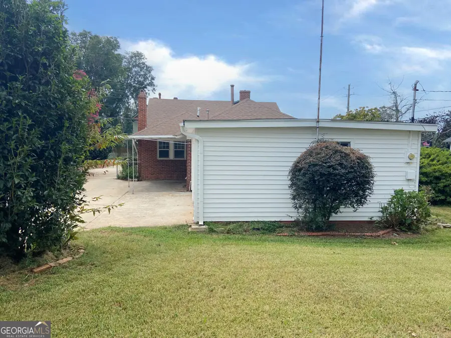 304 Forsyth Street, Barnesville, GA 30204 - #2
