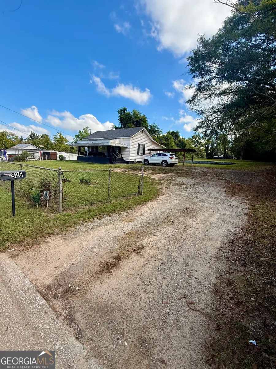 926 N 9th Street, Griffin, GA 30223 - #2