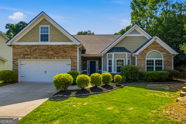 6204 Cove Creek Drive, Flowery Branch, GA 30542