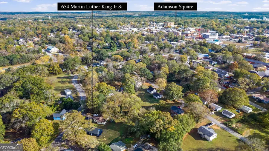 654 King Street, Carrollton, GA 30117 - #2
