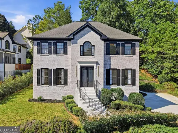 835 Kings Arms Way, Johns Creek, GA 30022