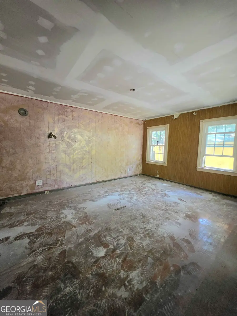 1057 Washington Road, East Point, GA 30344 - #3
