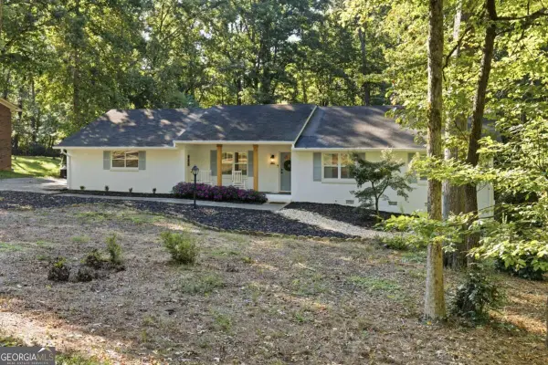 173 Laurelwood Lane, Alpharetta, GA 30009