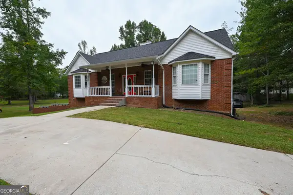 220 Marcella Avenue, Sharpsburg, GA 30277