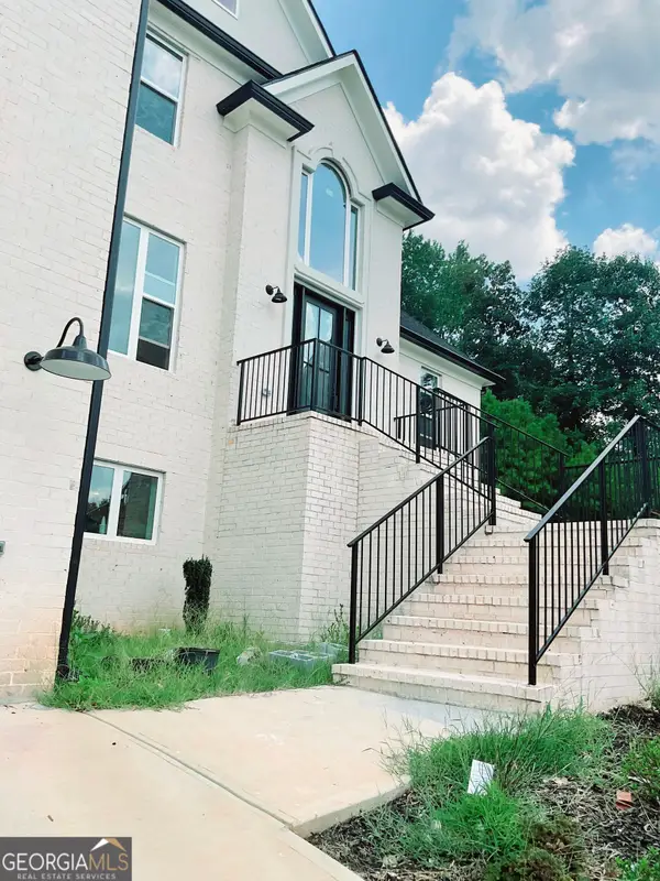 2910 Battlecrest Drive, Decatur, GA 30034