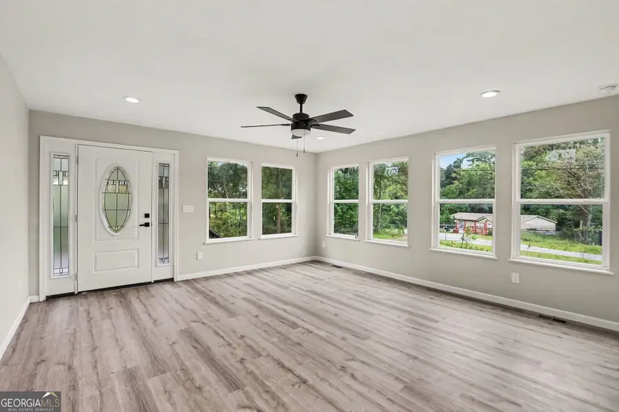 219 Lake Circle, Newnan, GA 30263 - #2