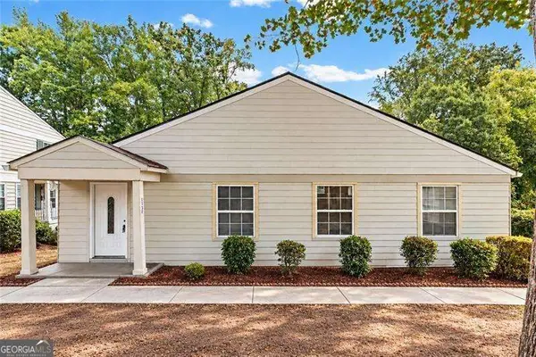 1330 Surrey Lane Sw, Marietta, GA 30008