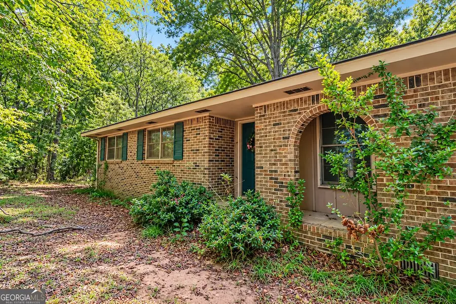 1847 W Hightower Trial, Conyers, GA 30012 - #2