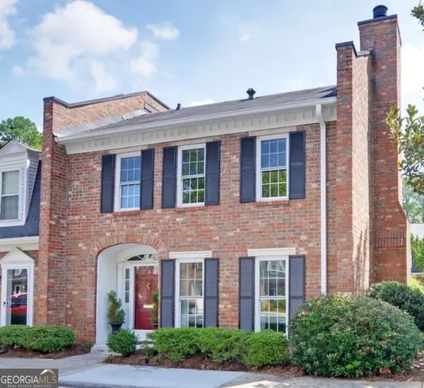 16 Palace Green Place Nw, Atlanta, GA 30318