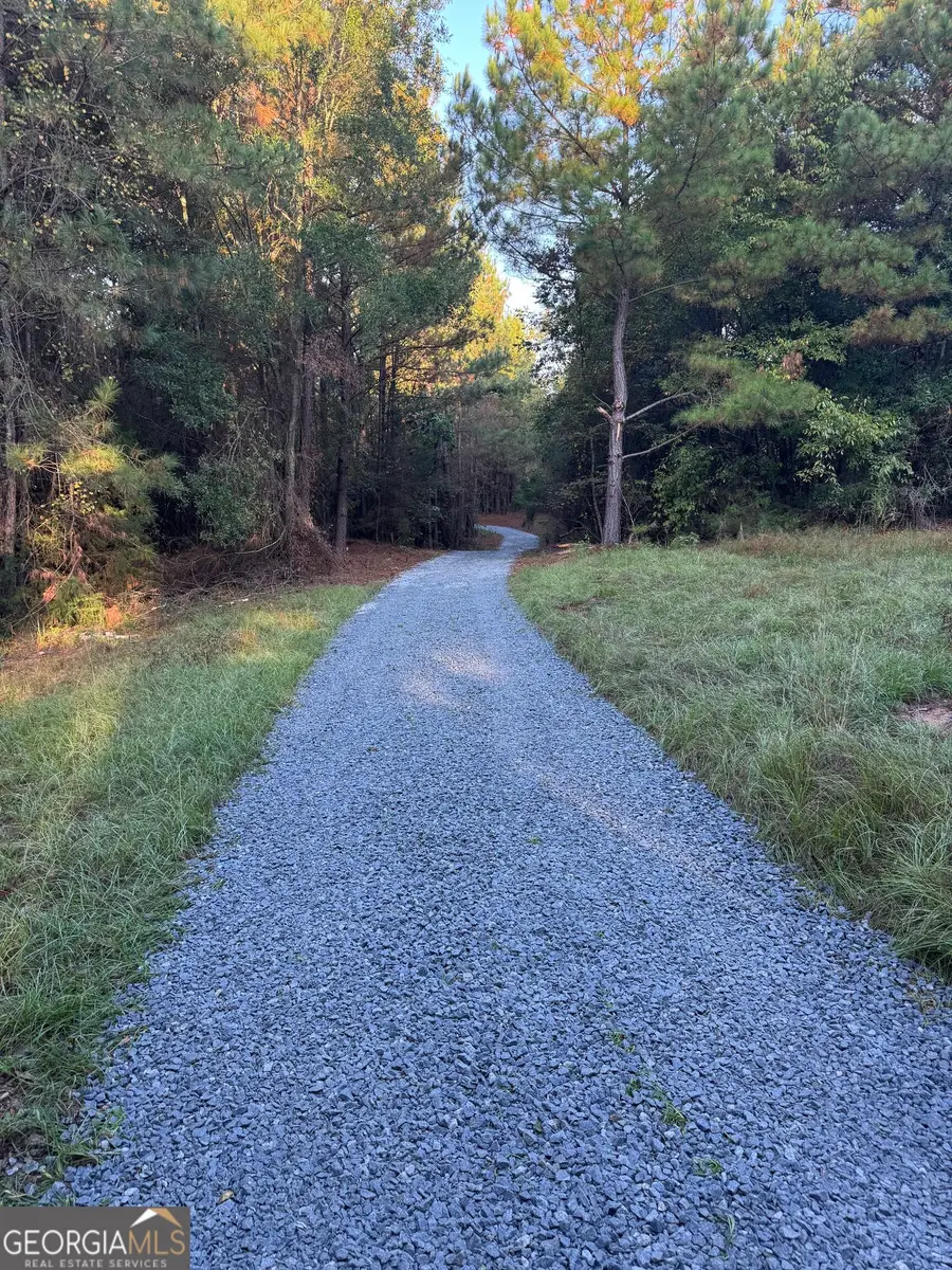4 Deerfield Road, Elberton, GA 30635 - #2