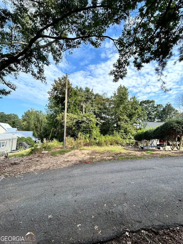4033 Sargent, Gainesville, GA 30506