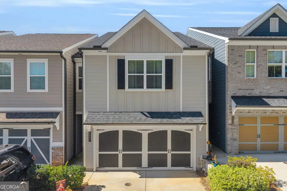 5235 Canberra Drive, Flowery Branch, GA 30542 - #1