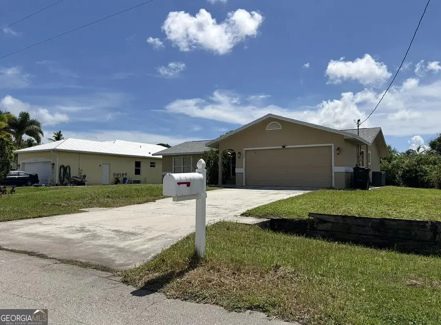 2322 SE Maslan Avenue, Port Saint Lucie, FL 34952 - #2