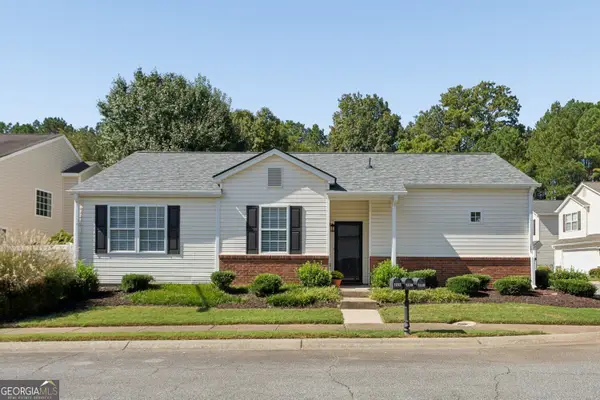 1228 W Oaks Way, Woodstock, GA 30188