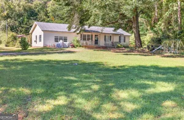 330 W Ridgeway Road, Maysville, GA 30558