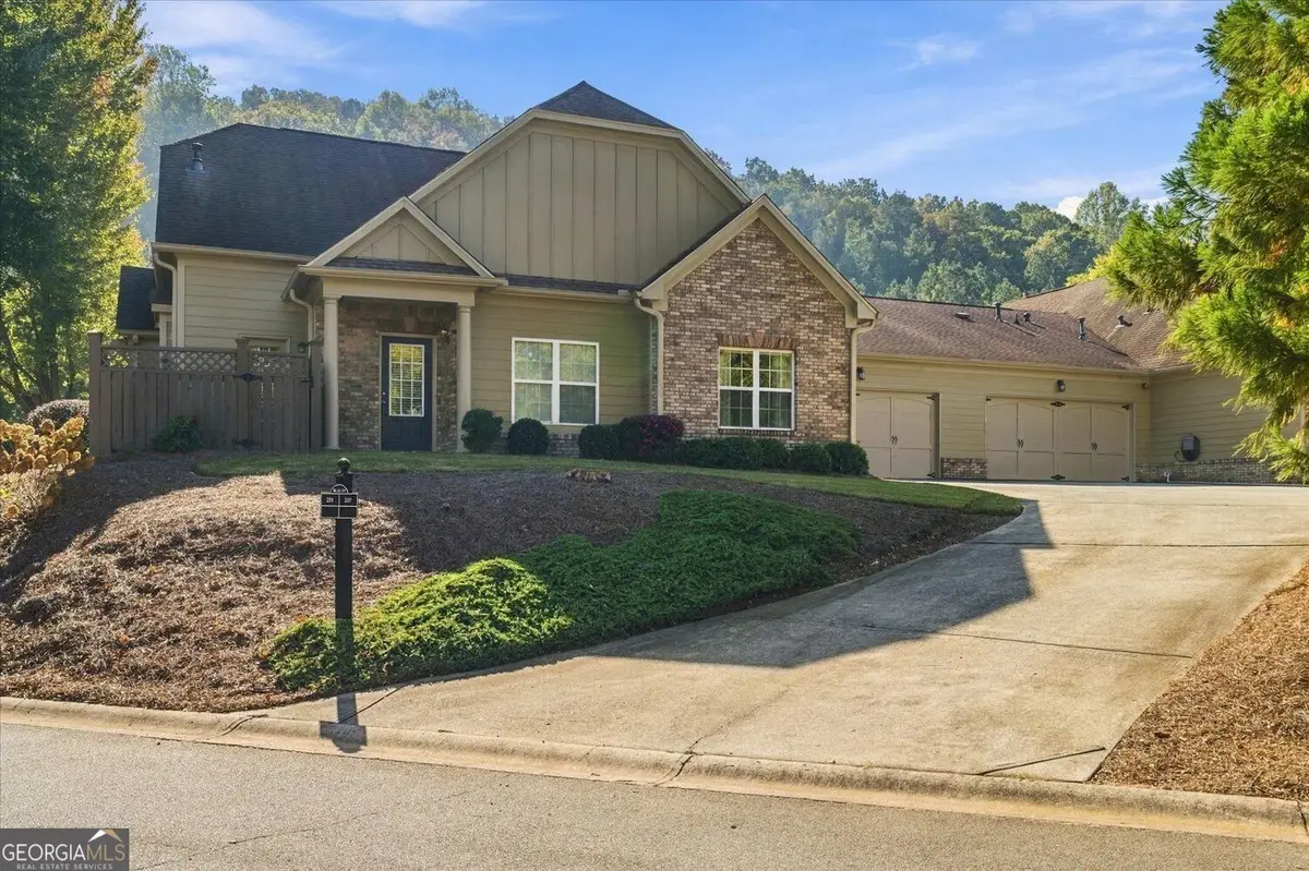 201 Glens Loop #201, Woodstock, GA 30188 - #1