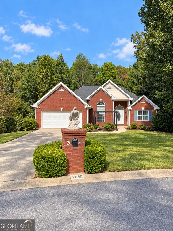 2085 Oakpointe Court, Buford, GA 30519