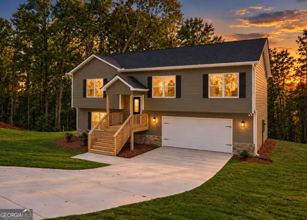 284 Stonington Drive, Mount Airy, GA 30563