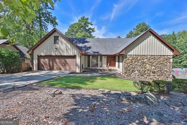1749 Hidden Hills Parkway, Stone Mountain, GA 30088