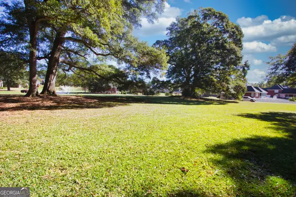 3102 Shepherds Drive, Loganville, GA 30052