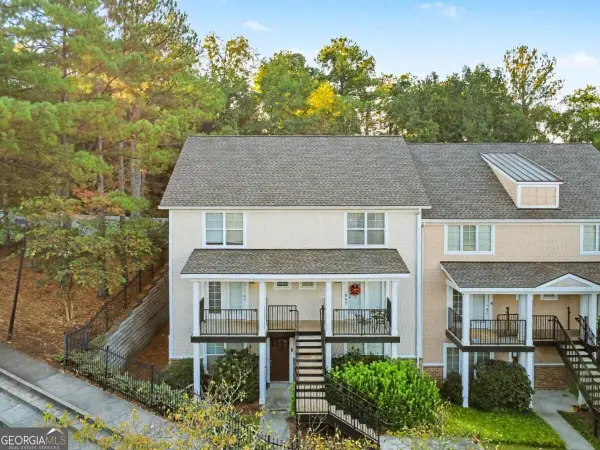 1035 Barnett Shoals Road #1120, Athens, GA 30605